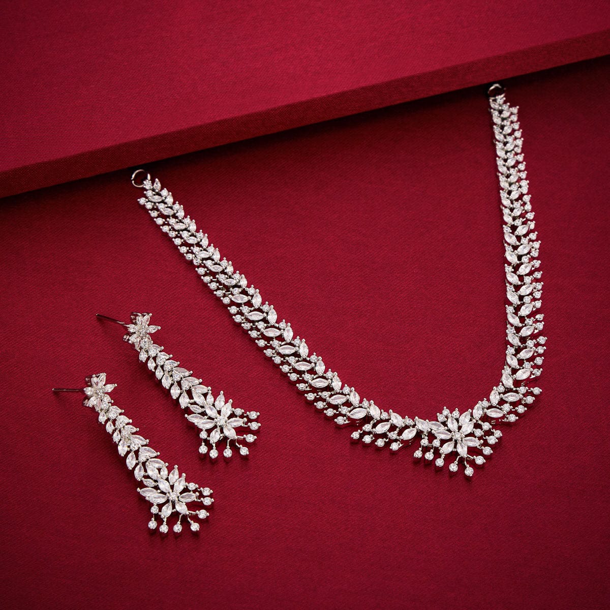 Zircon Necklace Zircon Necklace 188748