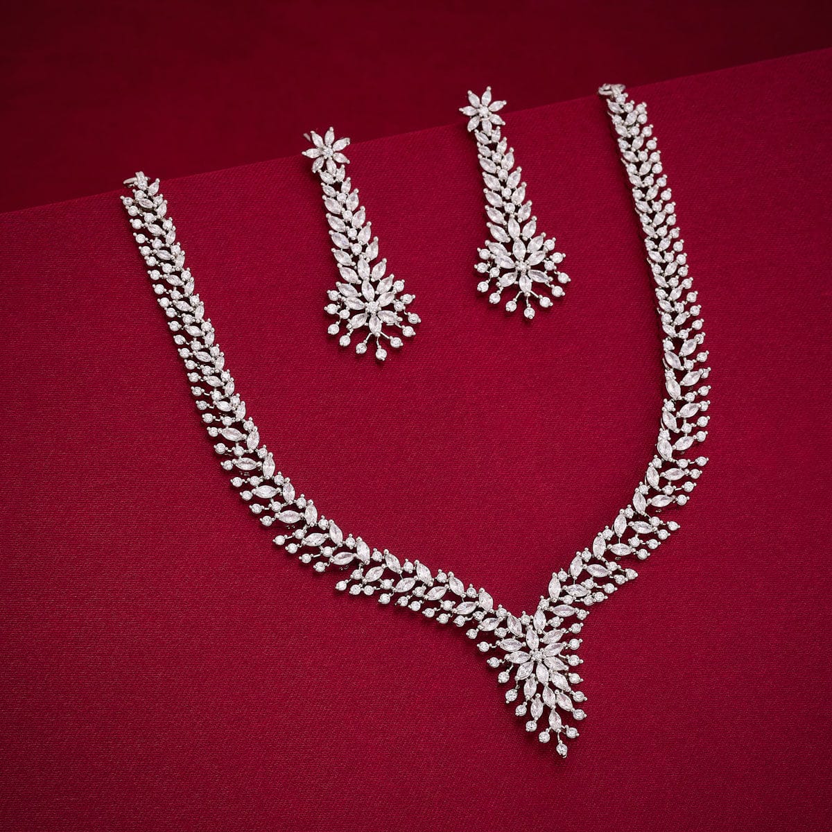 Zircon Necklace Zircon Necklace 188750