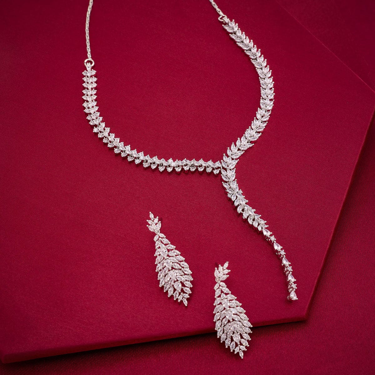 Zircon Necklace Zircon Necklace 188755