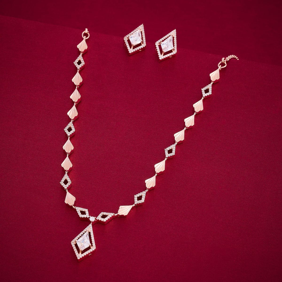 Zircon Necklace Zircon Necklace 189270