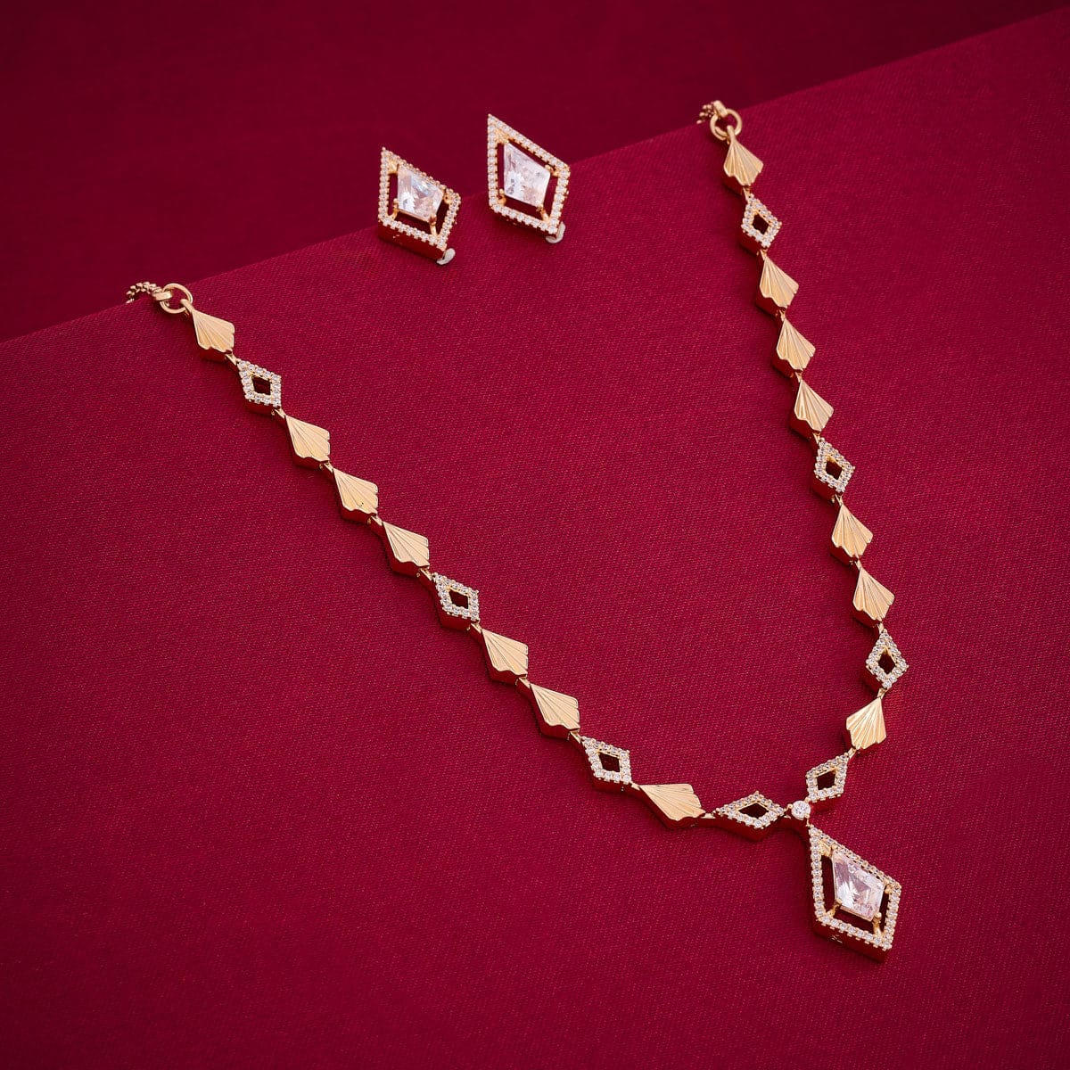 Zircon Necklace Zircon Necklace 189270