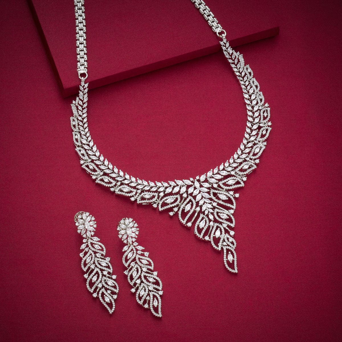 Zircon Necklace Zircon Necklace 190378