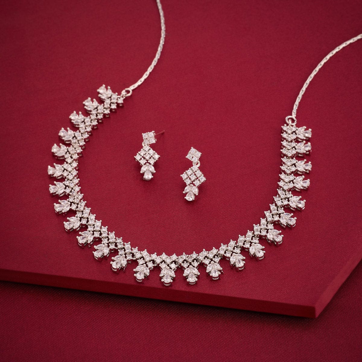 Zircon Necklace Zircon Necklace 190381