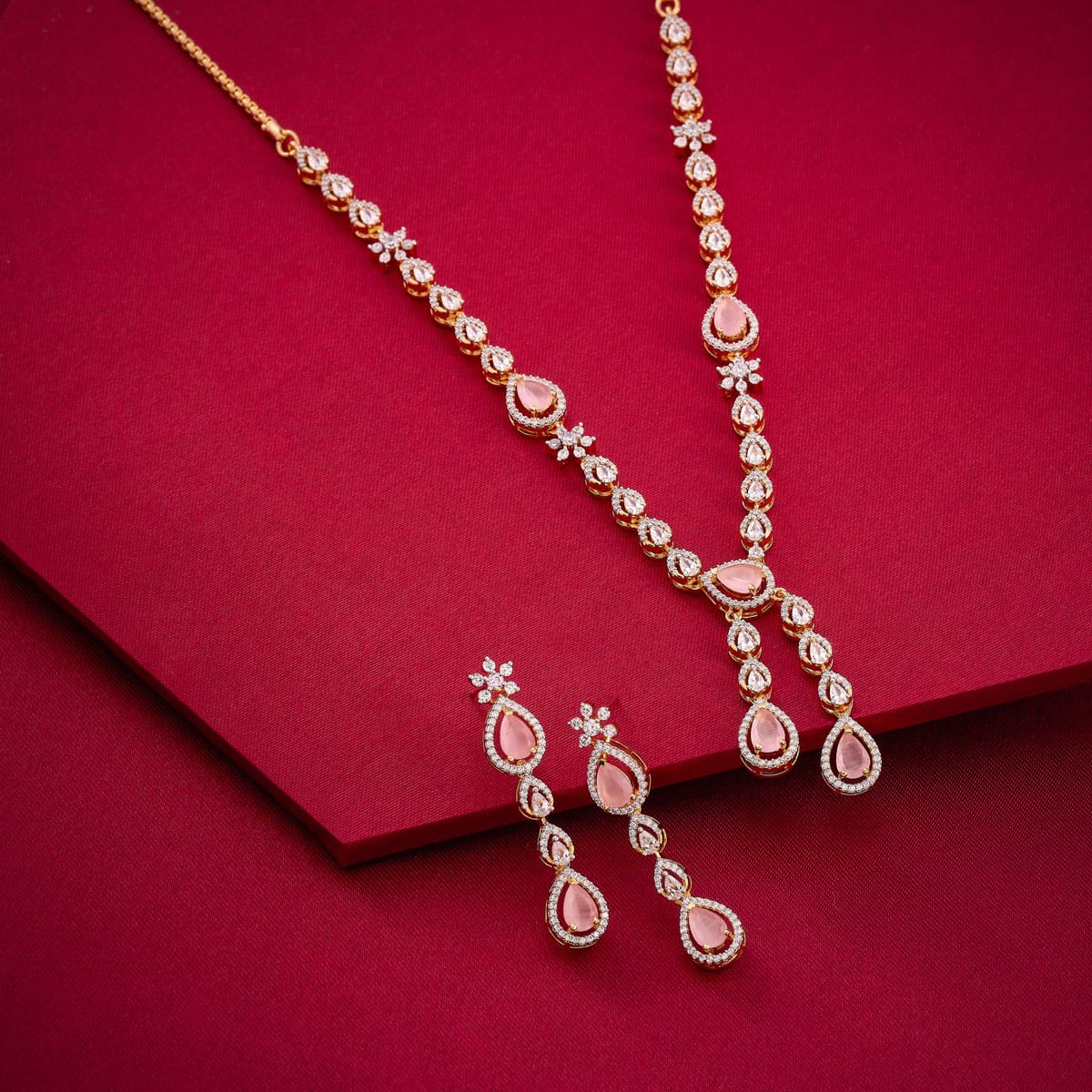 Zircon Necklace Zircon Necklace 190826