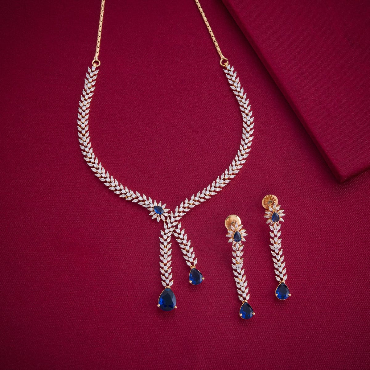 Zircon Necklace Zircon Necklace 190828