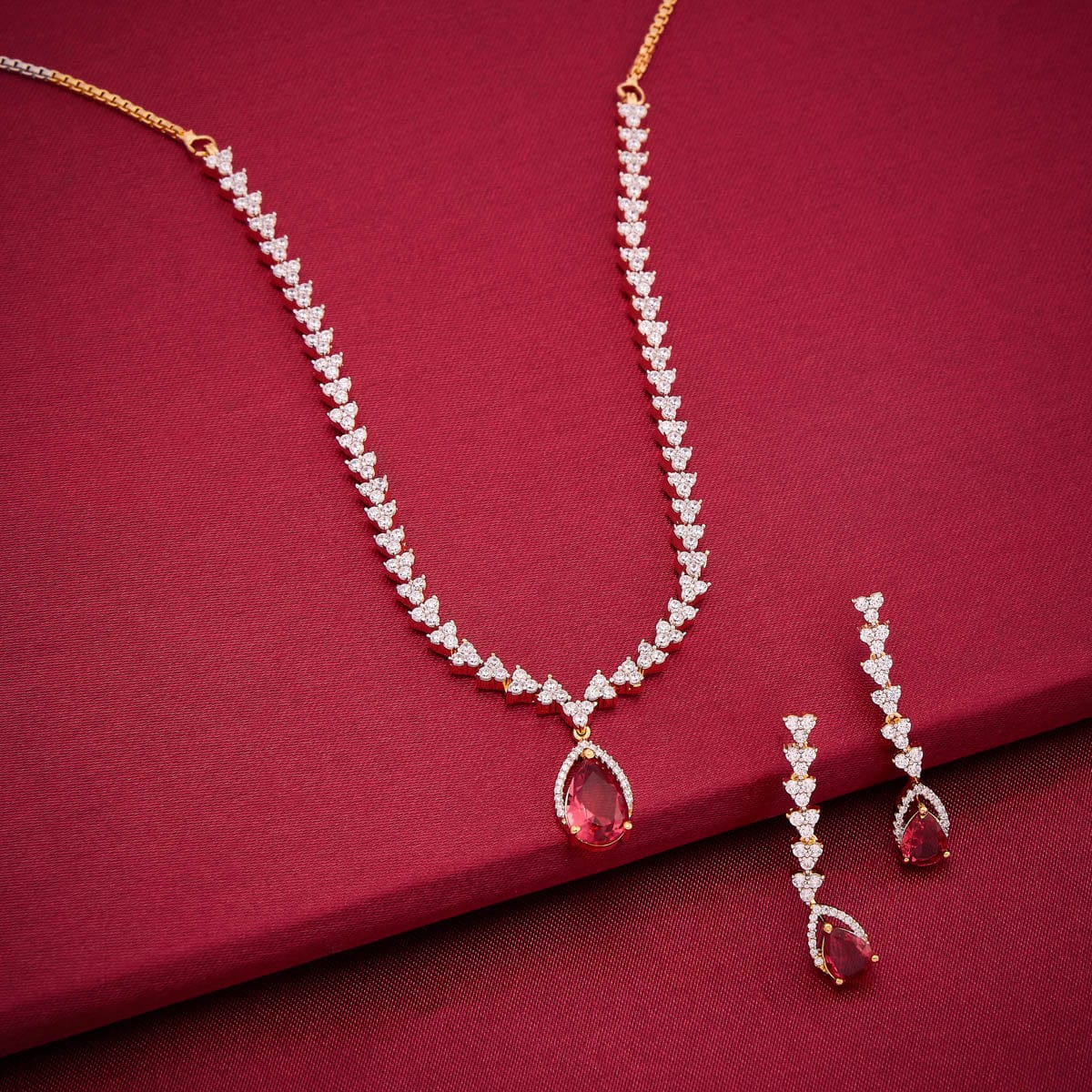 Zircon Necklace Zircon Necklace 190840