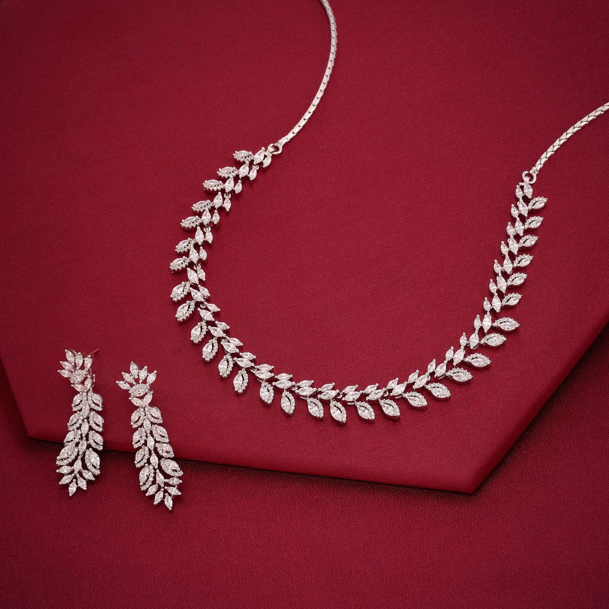 Zircon Necklace Zircon Necklace 190904