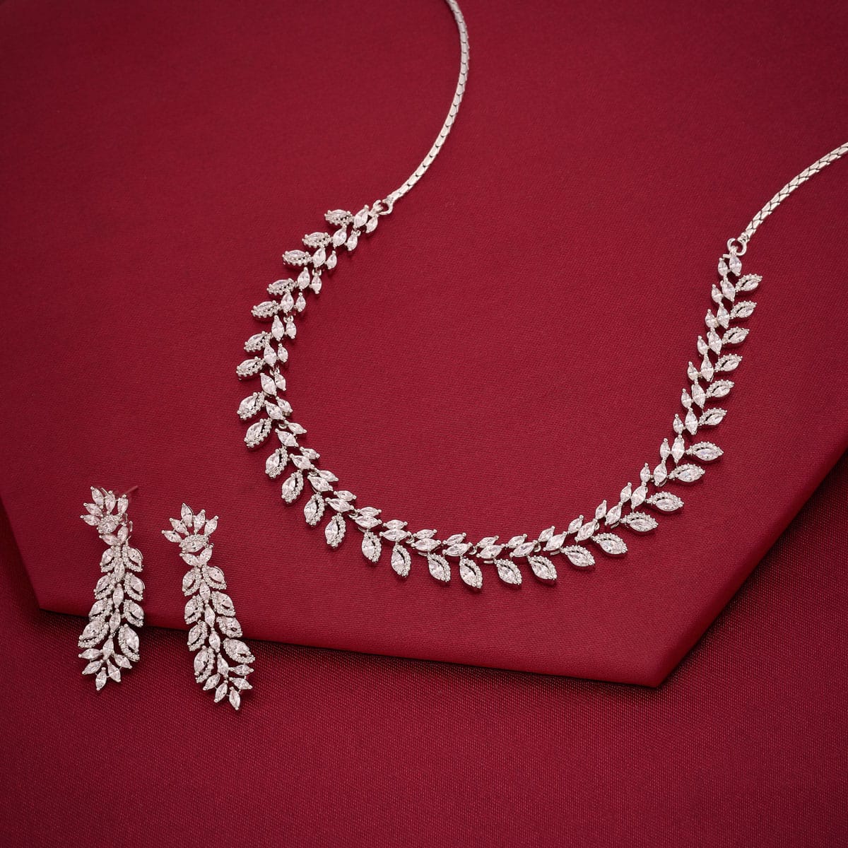 Zircon Necklace Zircon Necklace 190904