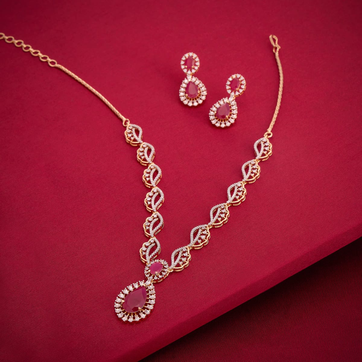 Zircon Necklace Zircon Necklace 190917
