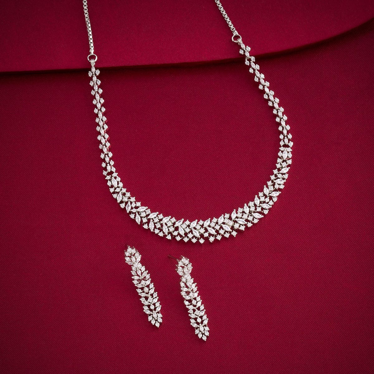 Zircon Necklace Zircon Necklace 193101