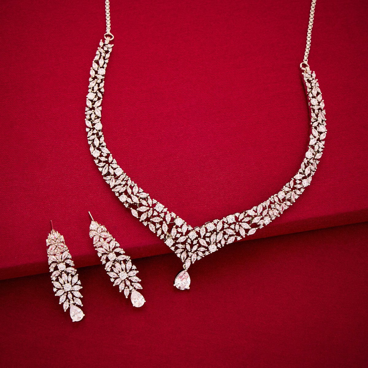 Zircon Necklace Zircon Necklace 193109