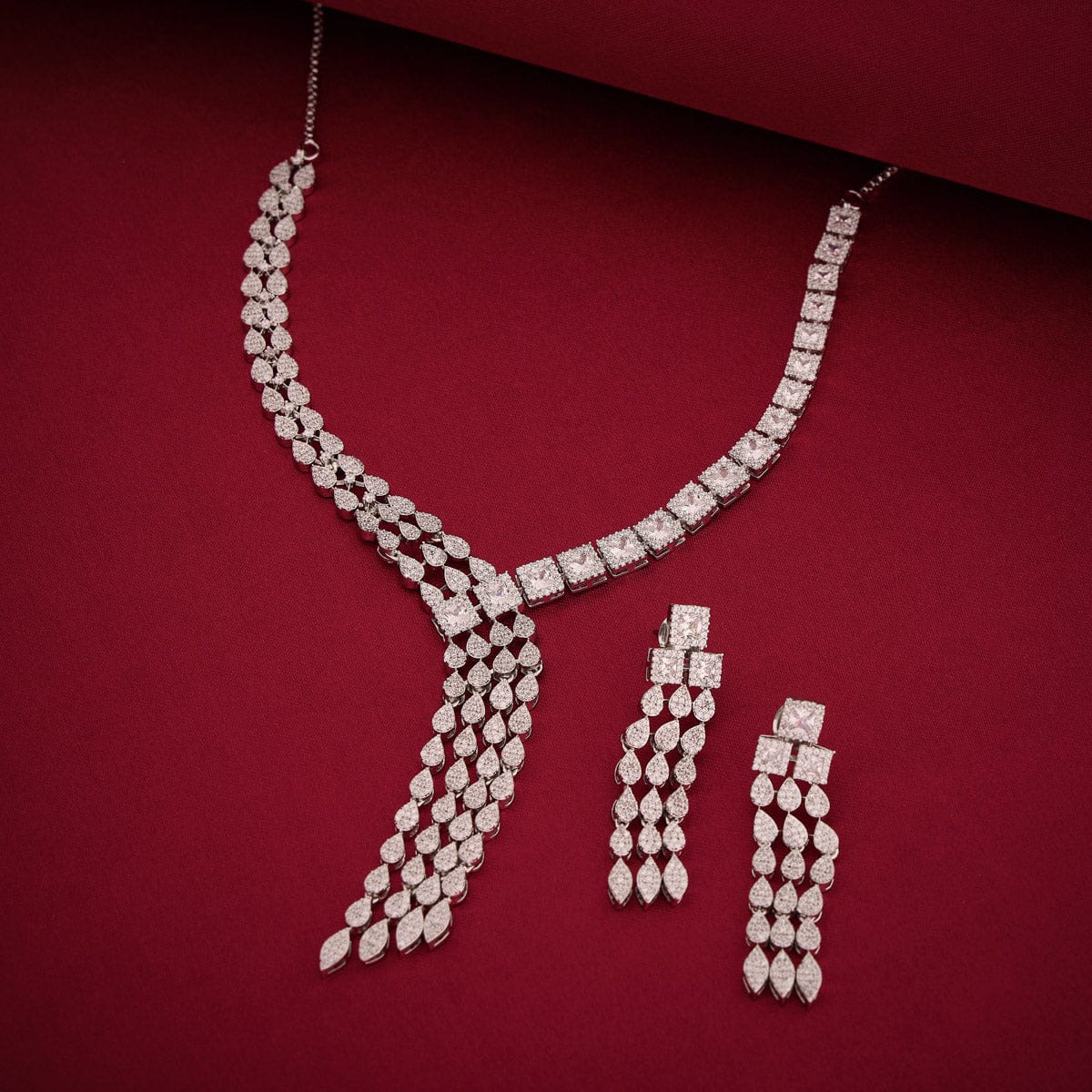 Zircon Necklace Zircon Necklace 193111