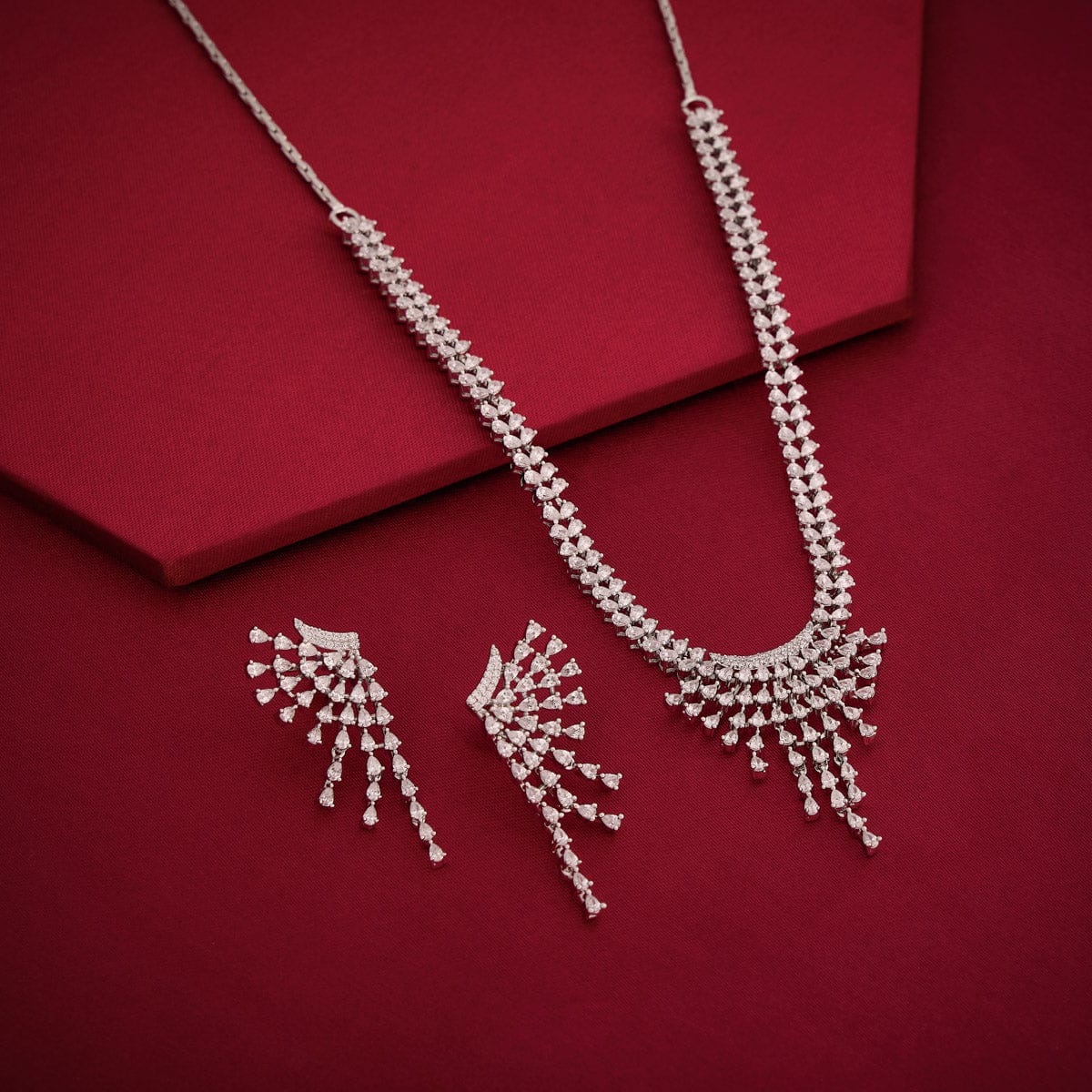 Zircon Necklace Zircon Necklace 193769