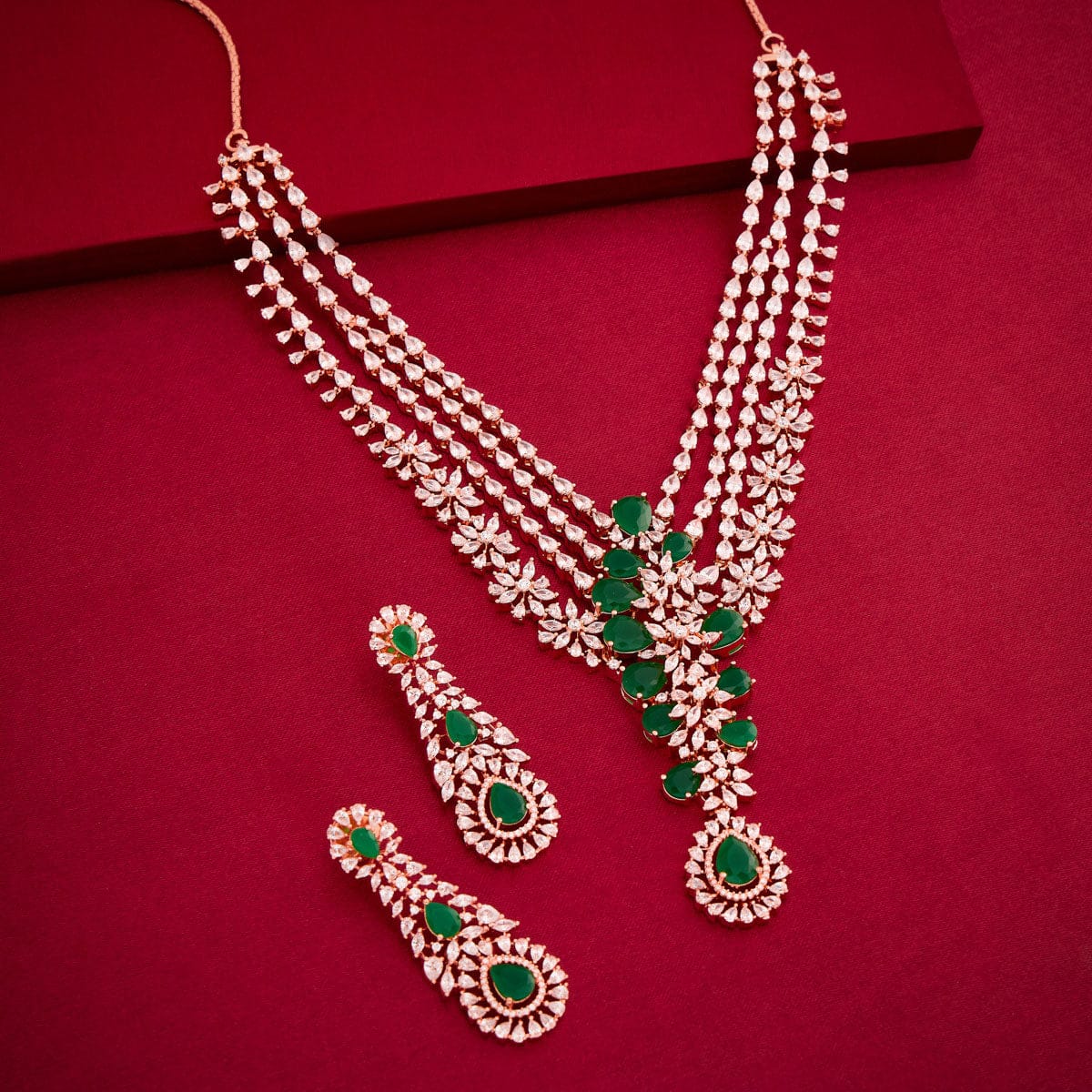 Zircon Necklace Zircon Necklace 193781