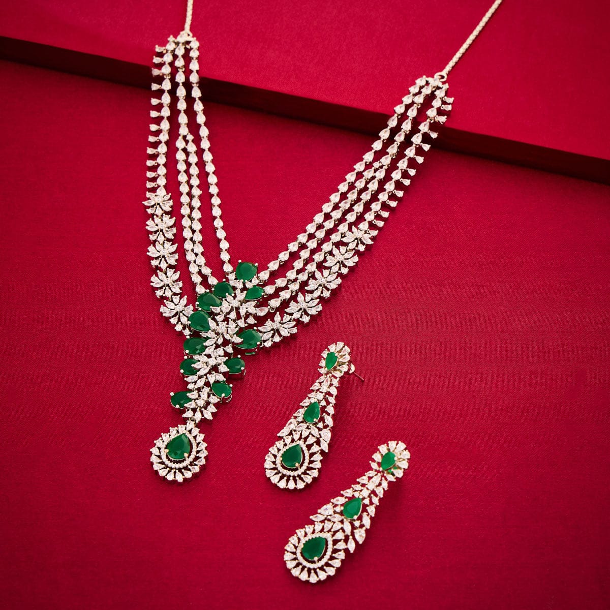 Zircon Necklace Zircon Necklace 193781