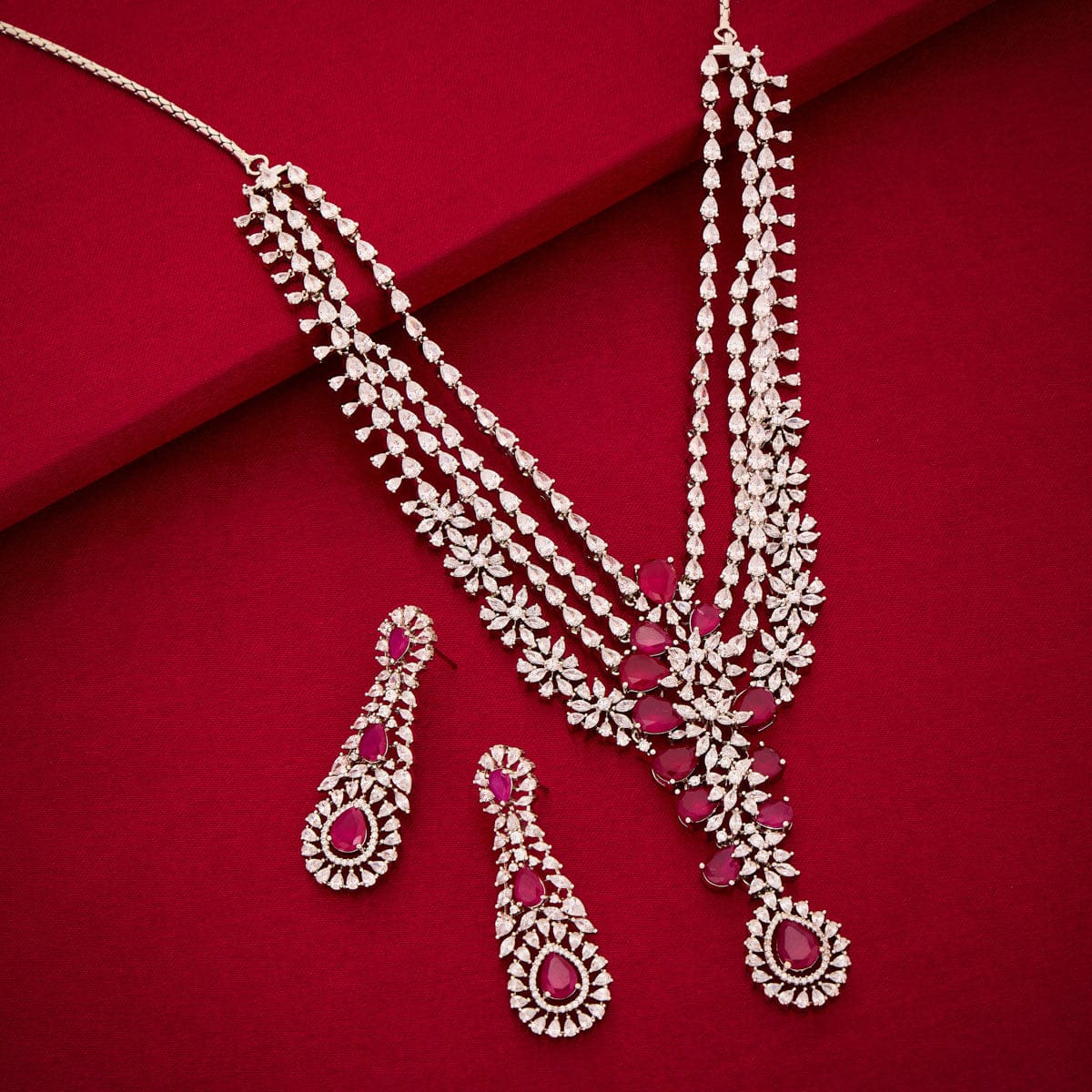 Zircon Necklace Zircon Necklace 193781