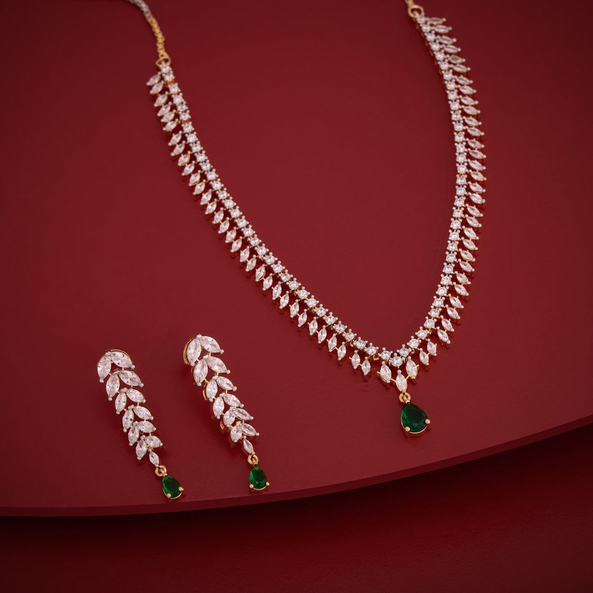 Zircon Necklace Zircon Necklace 194070